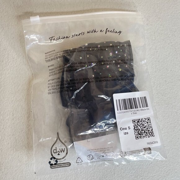 New Black Rhinestone Tulle Gloves - Picture 11 of 12